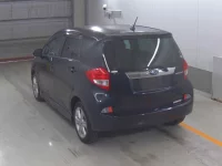 Subaru TREZIA лот № 4088 оценка 3.5  с аукциона в Японии 1