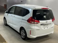 Honda FREED лот № 57 оценка 4  с аукциона в Японии 1