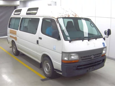 Toyota HIACE  с аукциона в Японии