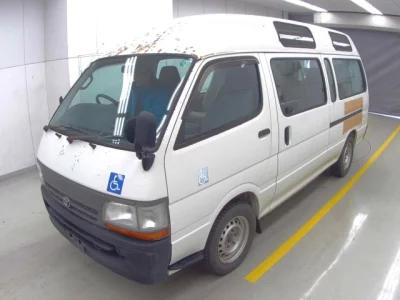 Toyota HIACE  с аукциона в Японии