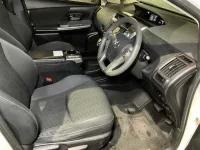 Toyota PRIUS ALPHA лот № 30010 оценка 3.5  с аукциона в Японии 6