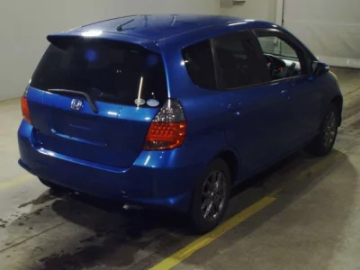 Honda FIT  с аукциона в Японии