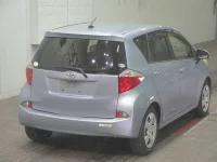 Toyota RACTIS лот № 7029 оценка 3  с аукциона в Японии 3