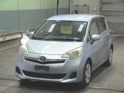Toyota RACTIS  с аукциона в Японии