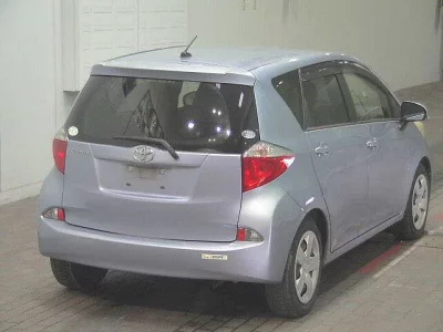 Toyota RACTIS  с аукциона в Японии