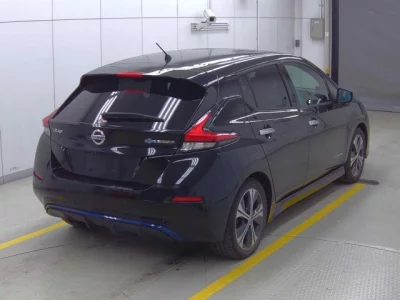 Nissan LEAF  с аукциона в Японии