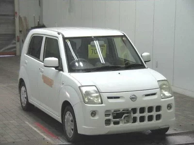 Nissan PINO
