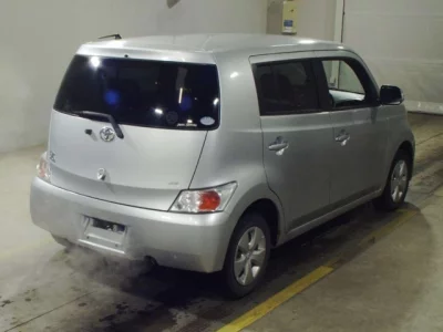 Toyota BB  с аукциона в Японии