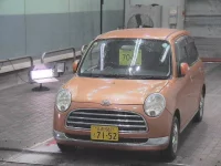 Daihatsu MIRA лот № 7041 оценка 3  с аукциона в Японии 2