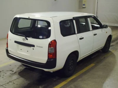 Toyota PROBOX  с аукциона в Японии