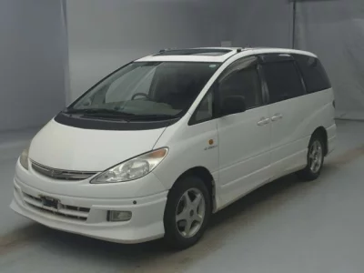 Toyota ESTIMA  с аукциона в Японии