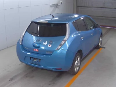Nissan LEAF  с аукциона в Японии