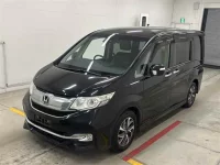 Honda STEP WAGON лот № 30037 оценка 3.5  с аукциона в Японии 3
