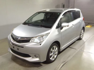 Subaru TREZIA  с аукциона в Японии