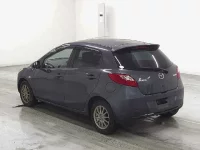 Mazda DEMIO лот № 7067 оценка 3.5  с аукциона в Японии 1