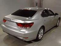 Lexus LS лот № 10001 оценка 3.5  с аукциона в Японии 1