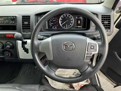 Mazda BONGO BRAWNY VAN