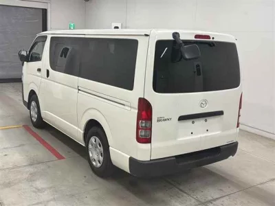 Mazda BONGO BRAWNY VAN