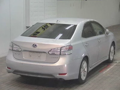 Lexus HS  с аукциона в Японии