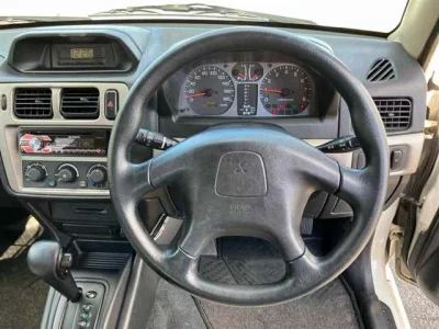 Mitsubishi PAJERO IO
