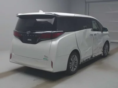 Toyota ALPHARD  с аукциона в Японии