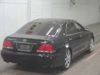 Toyota CROWN лот № 7073 оценка 4  с аукциона в Японии 3