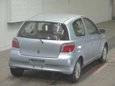 Toyota VITZ  с аукциона в Японии