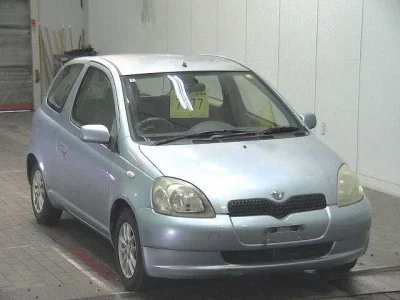 Toyota VITZ  с аукциона в Японии