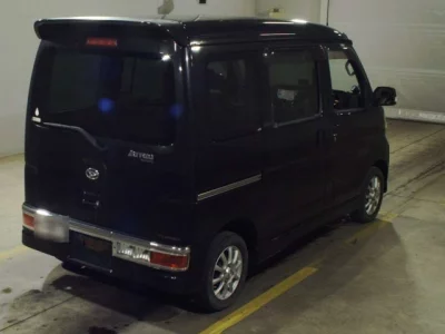 Daihatsu Atrai Wagon  с аукциона в Японии