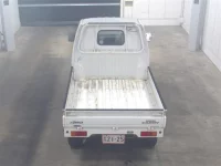 Suzuki CARRY TRUCK лот № 1068 оценка R  с аукциона в Японии 5