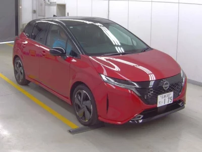 Nissan AURA  с аукциона в Японии