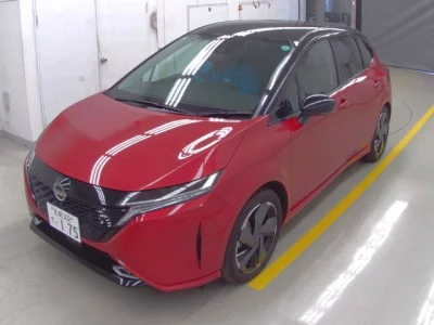 Nissan AURA  с аукциона в Японии