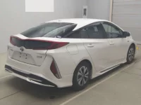 Toyota PRIUS PHV лот № 72052 оценка 4.5  с аукциона в Японии 1