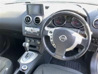 Nissan DUALIS лот № 1075 оценка 4  с аукциона в Японии 2