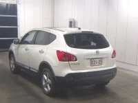 Nissan DUALIS лот № 1075 оценка 4  с аукциона в Японии 1