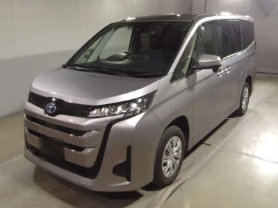 Toyota NOAH  с аукциона в Японии