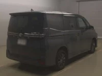 Toyota VOXY лот № 82035 оценка 4  с аукциона в Японии 1