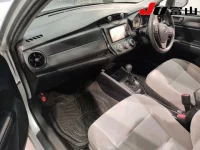 Toyota COROLLA AXIO лот № 3003 оценка 3.5  с аукциона в Японии 2