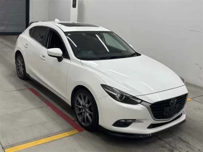 Mazda AXELA  с аукциона в Японии