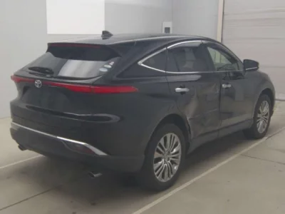 Toyota HARRIER  с аукциона в Японии
