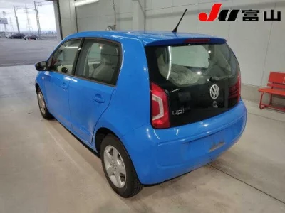 Volkswagen UP  с аукциона в Японии