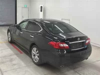 Nissan FUGA лот № 30087 оценка 3.5  с аукциона в Японии 1