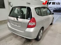 Honda FIT лот № 3012 оценка 3  с аукциона в Японии 4