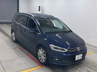 Volkswagen GOLF TOURAN  с аукциона в Японии