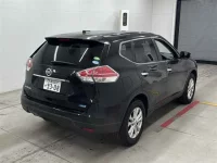 Nissan X-TRAIL лот № 30091 оценка 4  с аукциона в Японии 4