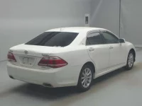 Toyota CROWN лот № 70025 оценка RA  с аукциона в Японии 1