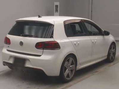 Volkswagen GOLF  с аукциона в Японии