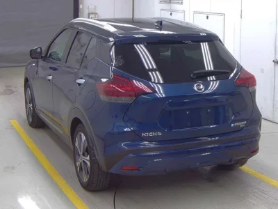 Nissan KICKS