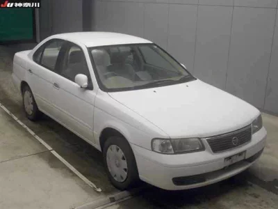 Nissan SUNNY  с аукциона в Японии