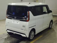 Nissan ROOX лот № 8036 оценка 4  с аукциона в Японии 1